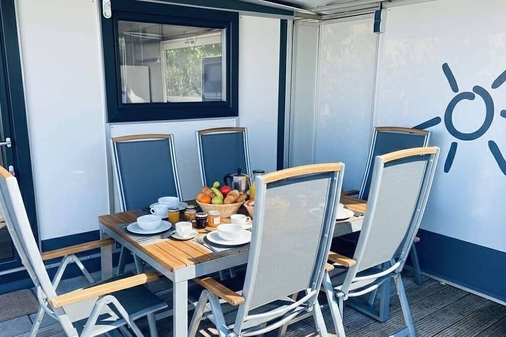 Wohnwagen für 5 Gäste mit 50m² in Lensterstrand in Lensterstrand, Grömitz