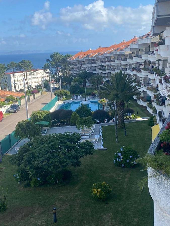 Apartamento para 6 personas, con terraza además de vistas y piscina en San Vicente do Mar