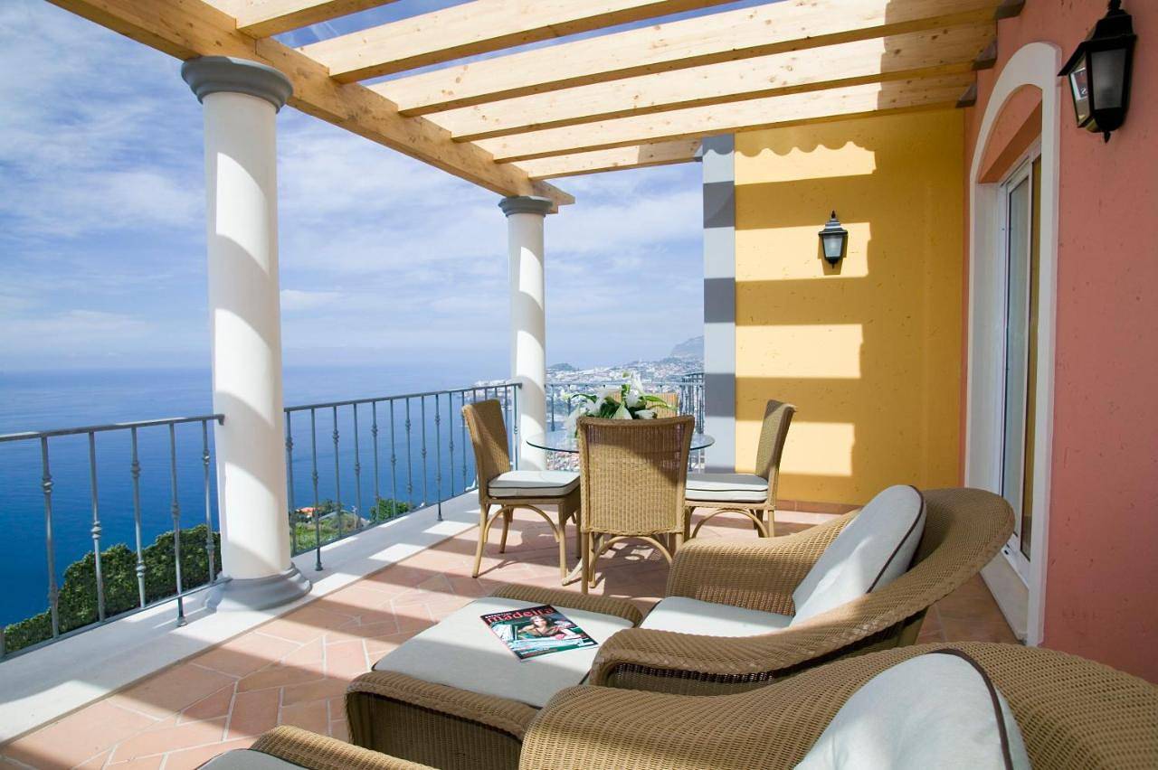 Balancal Apartments and Villas Palheiro Village by Holiday Rental Madeira in São Gonçalo, Madeira