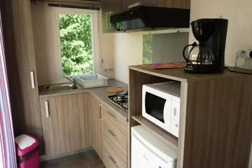 Camping pour 4 Personnes dans Champagnac-le-Vieux, Parc Naturel Régional Livradois-Forez, Photo 1