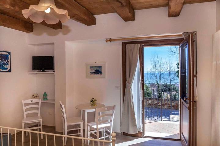 B&b per 3 persone, con Terrazza e Giardino a Grottammare