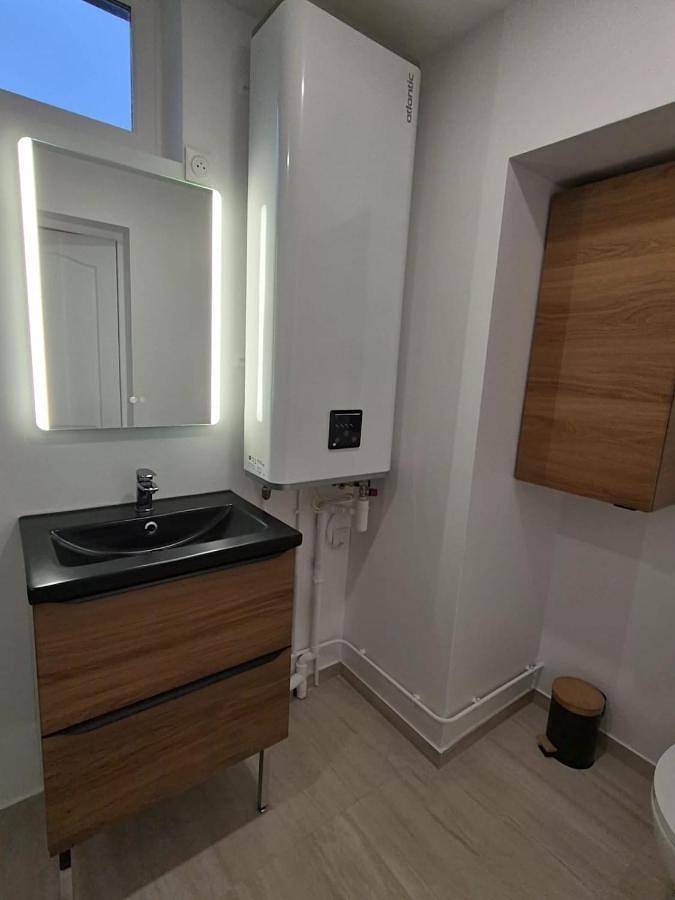 Gîte pour 4 personnes, avec terrasse à Villeneuve-le-Comte - 4