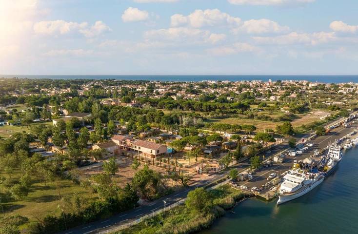 Camping pour 4 personnes, avec piscine, animaux acceptés au Grau-d'Agde - 2