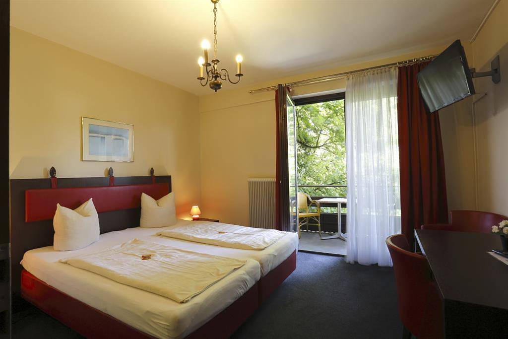 Doppelzimmer mit Balkon in Klagenfurt am Wörthersee, Klagenfurt-Villach