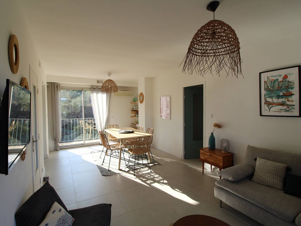 Entire apartment, Modern apartment in Collioure, 3 bedrooms for 8 people in La Côte Vermeille, Collioure
