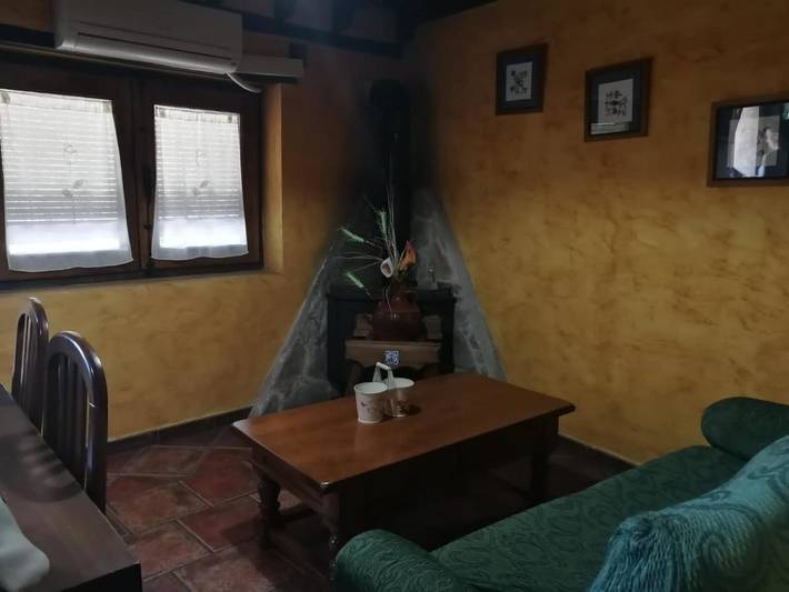 Gîte pour 2 personnes, avec terrasse, adapté aux familles à Mogarraz - 3