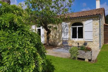 Gîte pour 4 personnes, avec jardin, animaux acceptés à Queyrac