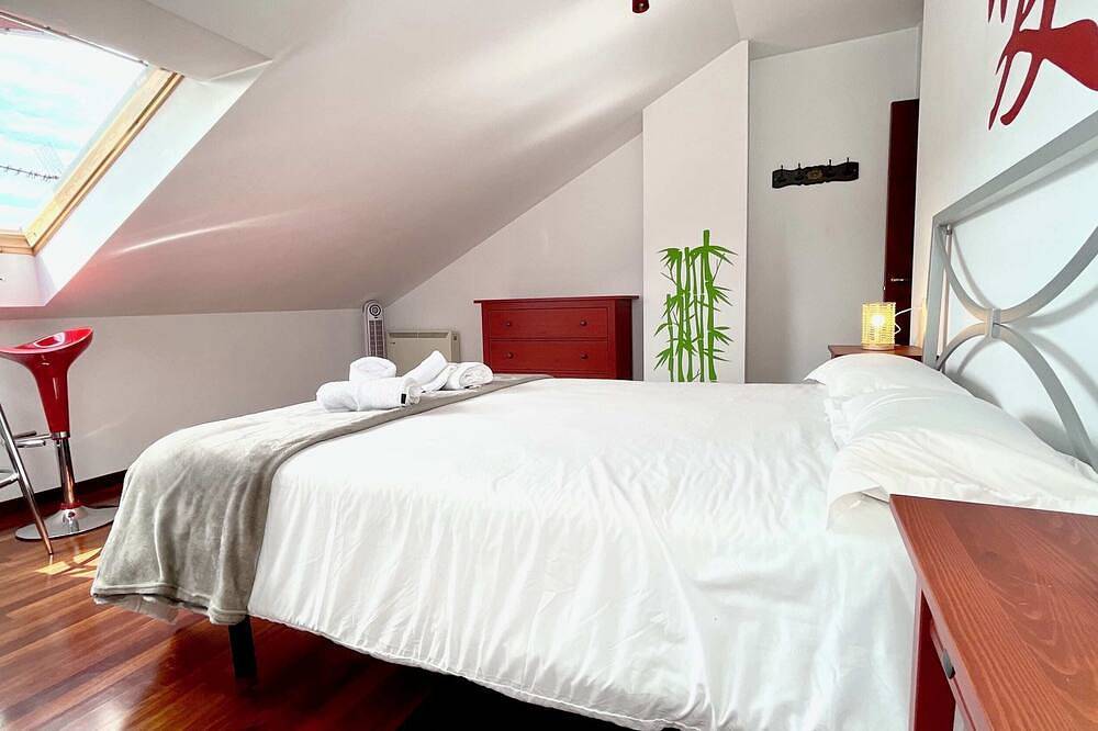 Entire apartment, The Cliffs - Vivemare in Viveiro, Galician Coast