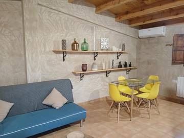 Gîte pour 2 personnes, avec jardin ainsi que balcon et vue à Vilafamés