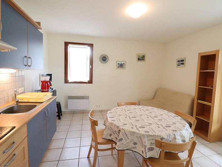Location de vacances pour 4 personnes, avec jardin à Boisset (Cantal) - 4