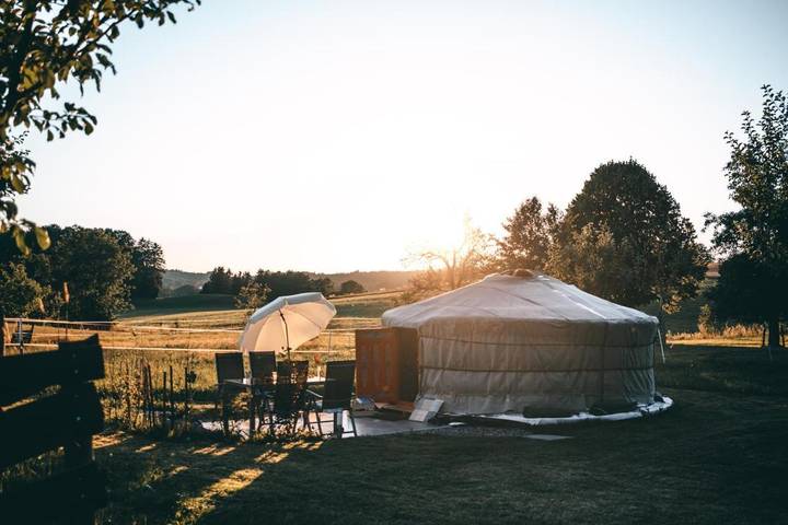 Camping für 4 Personen, mit Ausblick und Garten in Baden-Württemberg