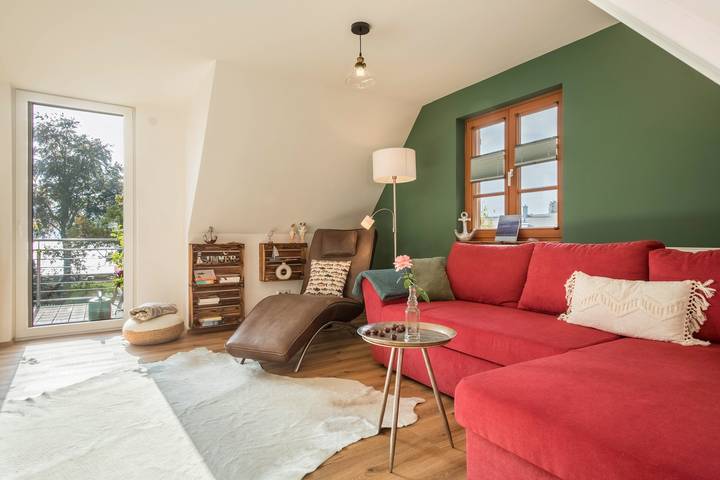 Ferienwohnung für 5 Personen, mit Balkon und Seeblick in Kressbronn am Bodensee
