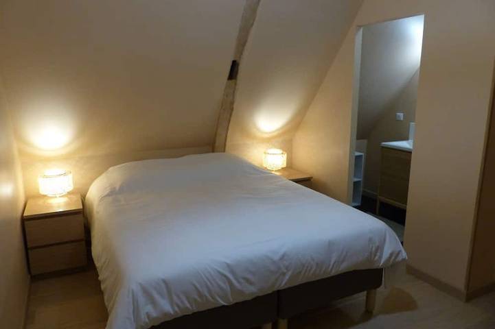 Location de vacances pour 8 personnes, avec jardin à Cottévrard - 3