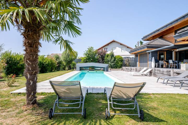 Villa pour 12 personnes, avec jardin, adapté aux familles dans les Alpes francaises - 2