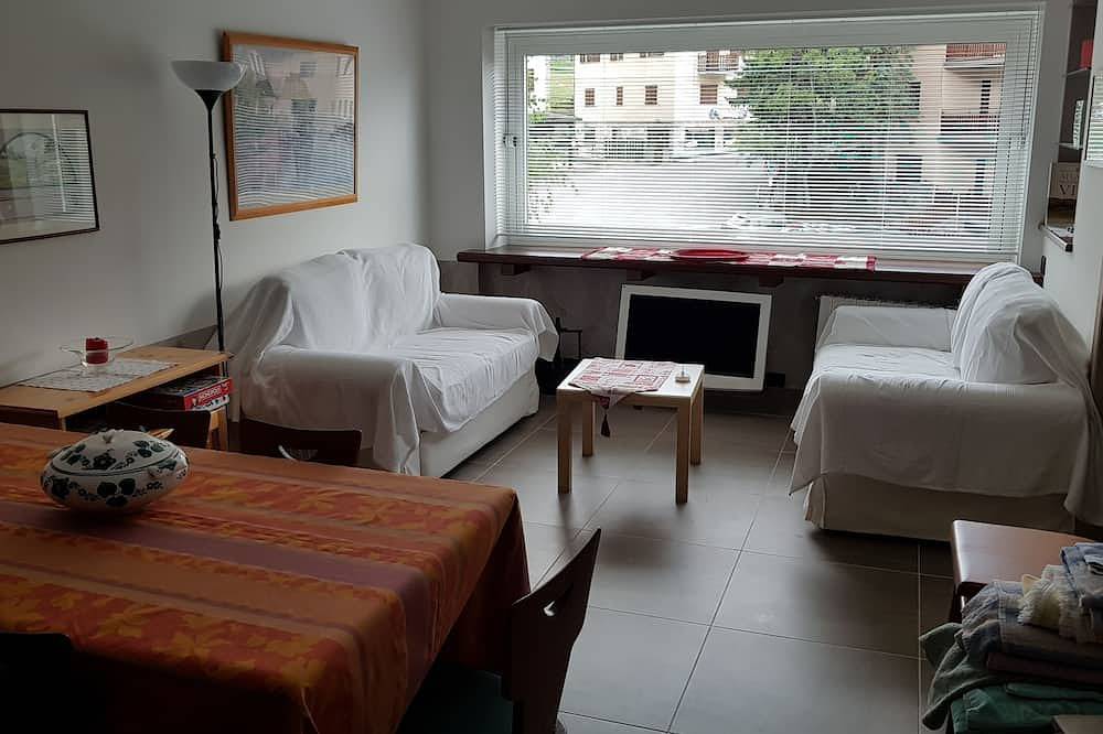 Appartement entier, Appartement De 50 M², 3 Chambres À Coucher, 2 Salles De Bains, Ski Box, Parking Privé in Sauze d'Oulx, Via Lattea