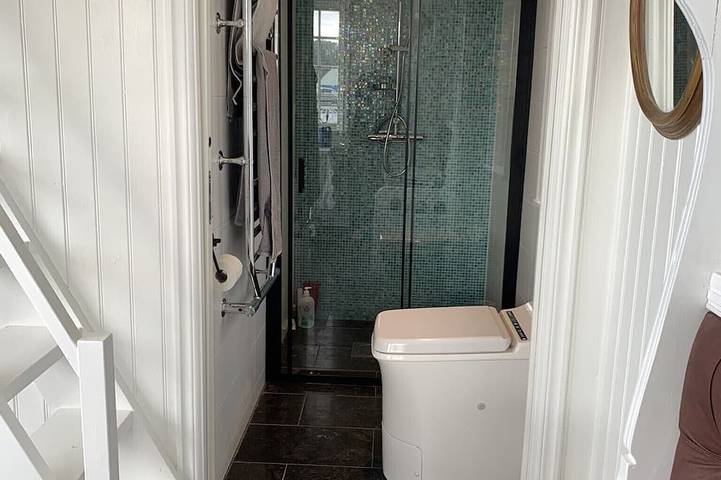 Ferienhaus für 10 Personen, mit Garten und Whirlpool sowie Sauna und Terrasse in Vaxholm - 4