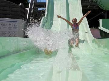Location De Vacances pour 6 Personnes dans La Flotte, Côte des Fleurs, Photo 3