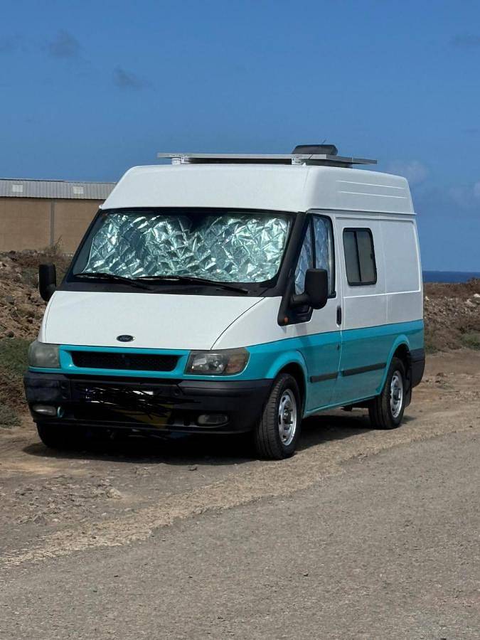 Furgoneta camper solo hospedaje sin conducción in Firgas, Gran Canaria Norte