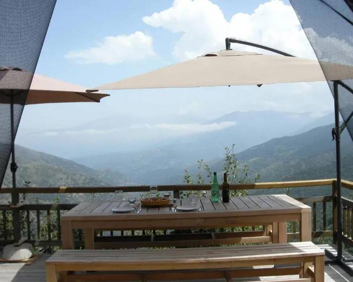 Location de vacances pour 8 personnes, avec balcon et jardin à Ayguatébia-Talau - 2