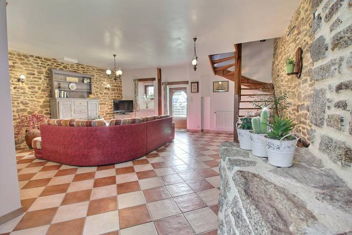 Gîte pour 4 personnes, avec terrasse et jardin, animaux acceptés à Malansac - 4