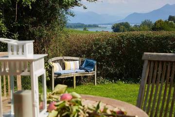 Ferienhaus für 8 Personen, mit Garten und Terrasse in Rimsting