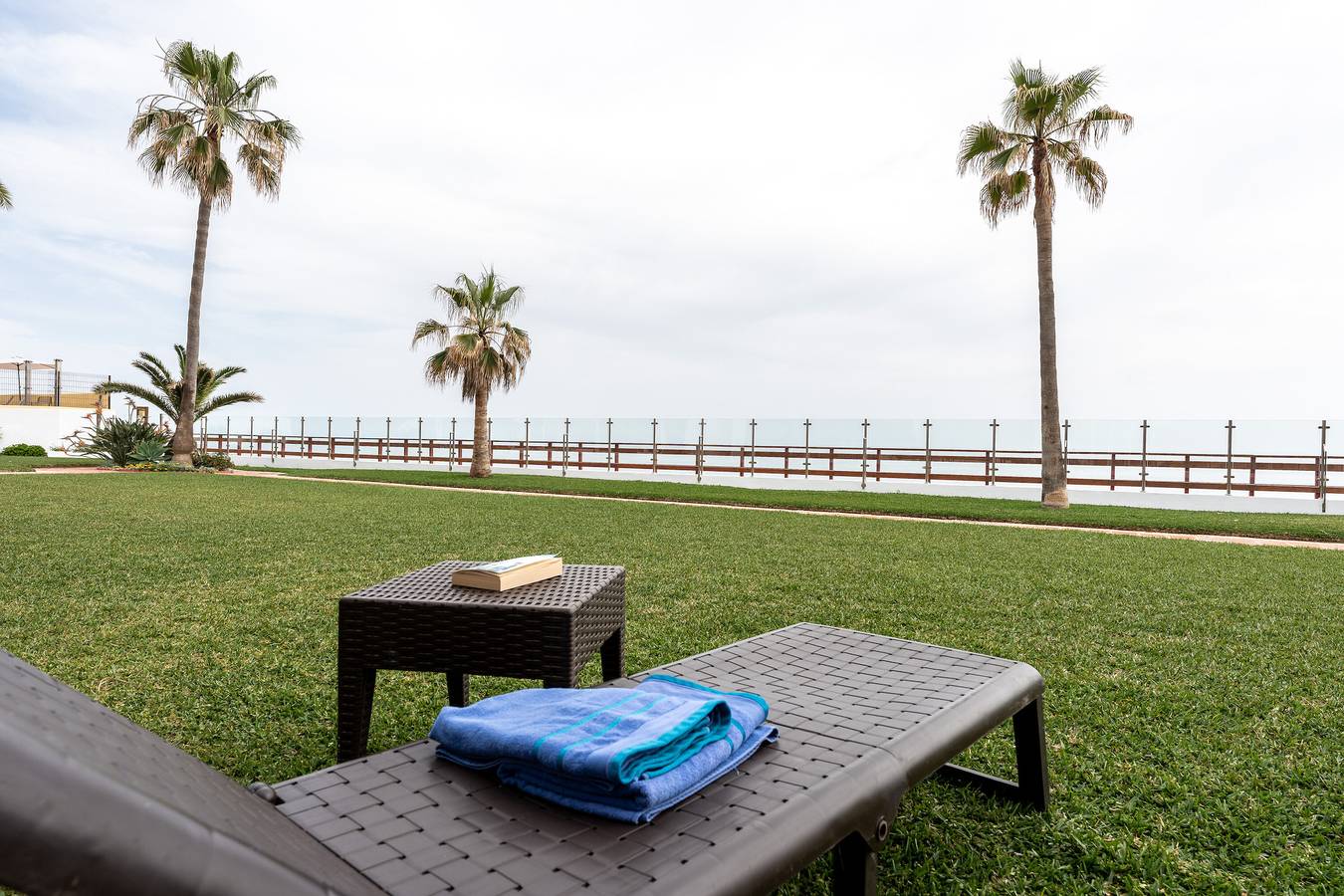 Maison en bord de mer - Vue sur mer - Dona Lola Beach Resort - Marbella - Mijas in Urbanizacion Calahonda, Mijas