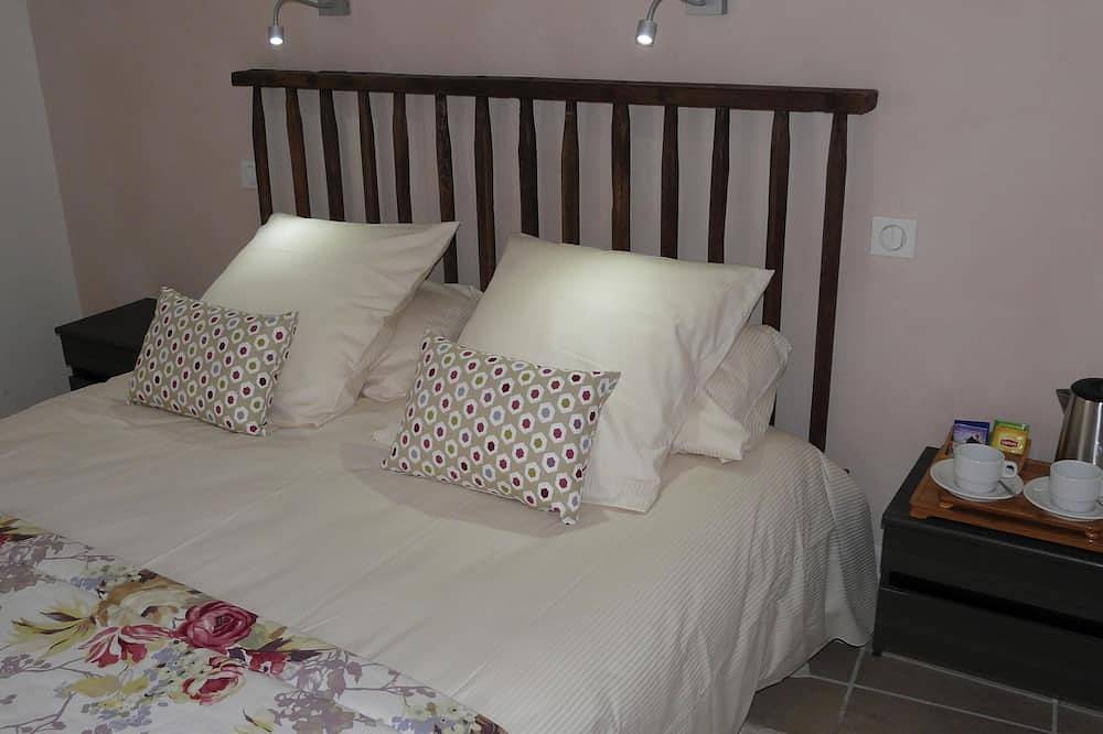 Homerez - Spacious villa with private pool in Le Vigan 350 m² in Le Vigan (Midi-Pyrenees), Lot