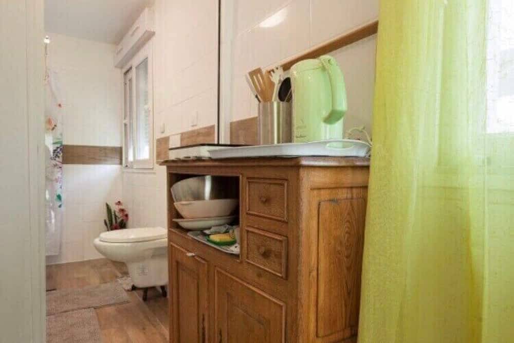 Appartement entier, Chambre-Suite Escale en Rez-de-chaussée in Plouédern, Région de Brest