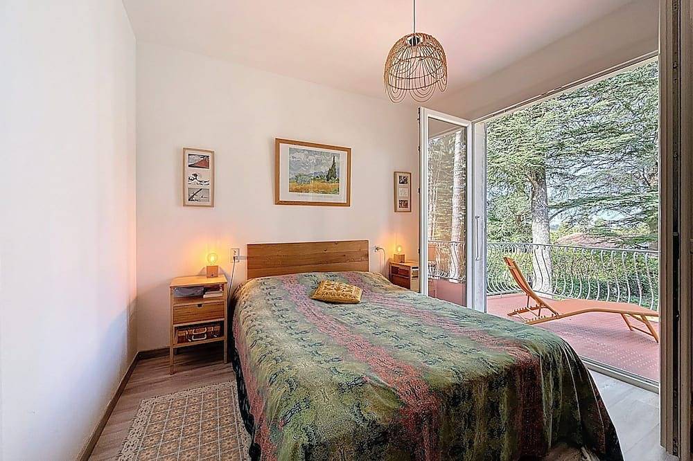 Pine House in Les Brunels, Lauragais