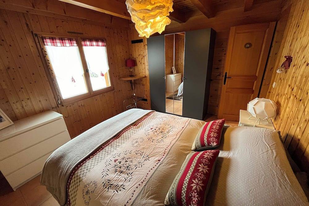 Chalet with open, soothing views, 5 mns from Morzine, ideal for families in La Côte-d'Arbroz, Les Portes du Soleil