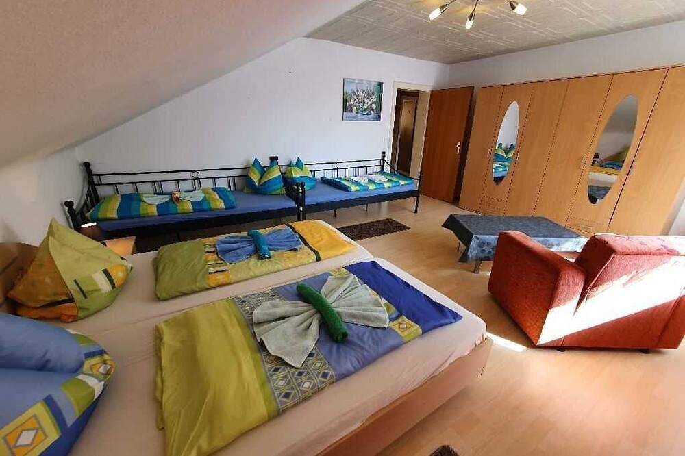 Ganze Wohnung, Haus Erika - Ferienhaus in Zorge, Harzvorland