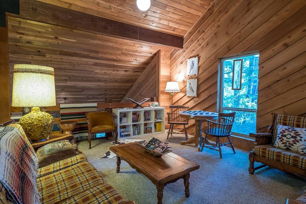 Log Cabin for 10 Guests in Mount Hood, Clackamas County