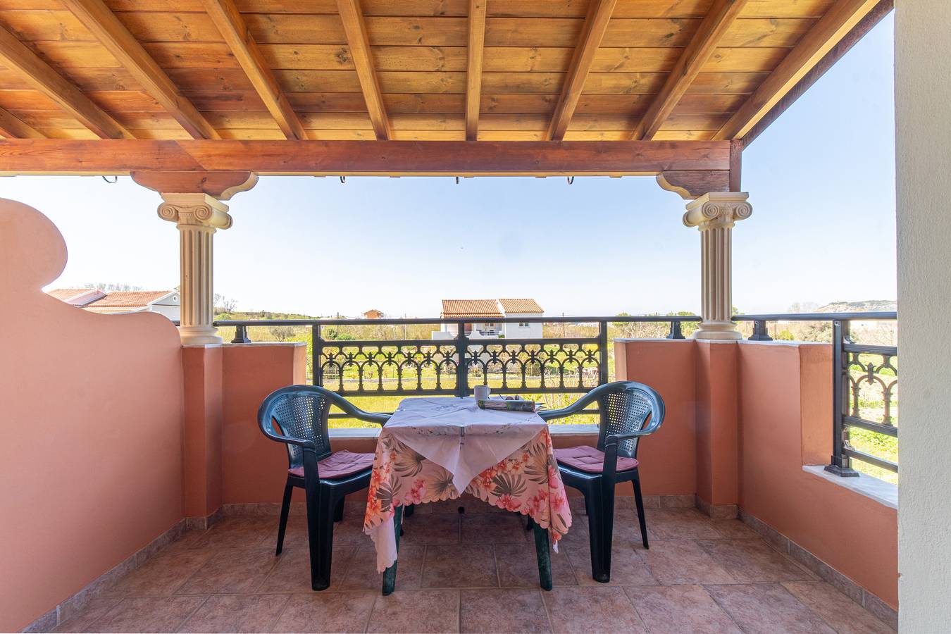 Ganze Wohnung, Ferienwohnung 'Giannis 10' mit Gemeinschaftsgarten, Wlan und Klimaanlage in Arillas Agiou Georgiou, Arillas