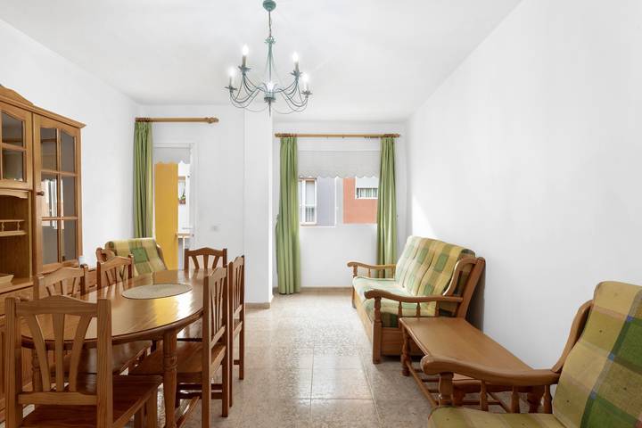 Ferienwohnung für 5 Personen, mit Balkon - 1