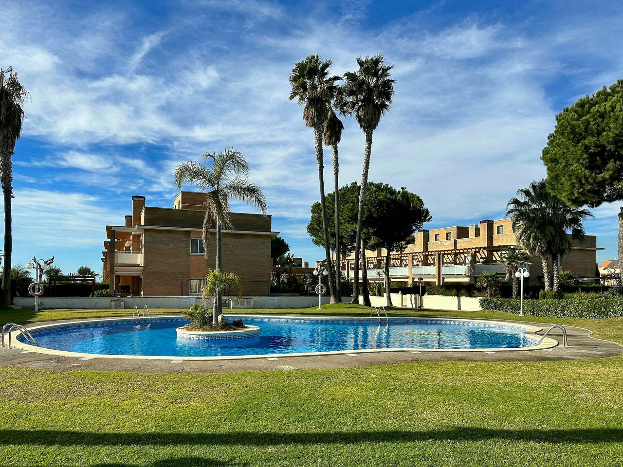Haus mit Blick auf das Mittelmeer in der Nähe von Tarragona in Altafulla, Costa Dorada