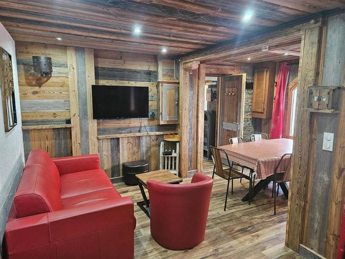 Apartamento de vacaciones para 8 personas, con jacuzzi además de balcón y sauna - 1