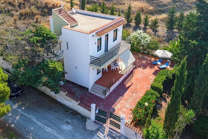 Chalet para 6 personas, con jardín además de jacuzzi y balcón, Se admiten mascotas - 1
