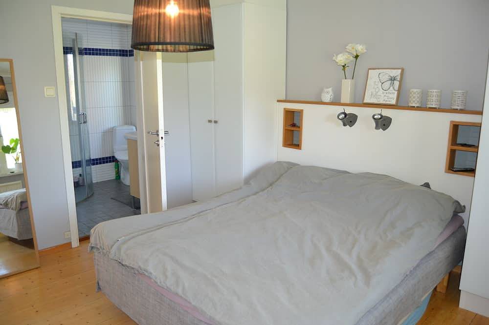 Kinderfreundliches Haus mit Jacuzzi in der Nähe der See, Meer, Natur und Stockholm in Nacka, Stockholmer Schärengarten