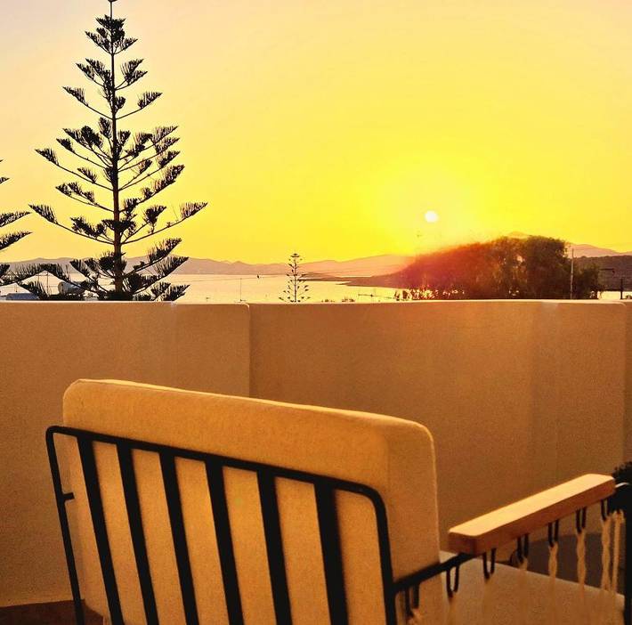 Hôtel pour 6 personnes, avec sauna et jardin ainsi que piscine et vue dans Aliki - 2