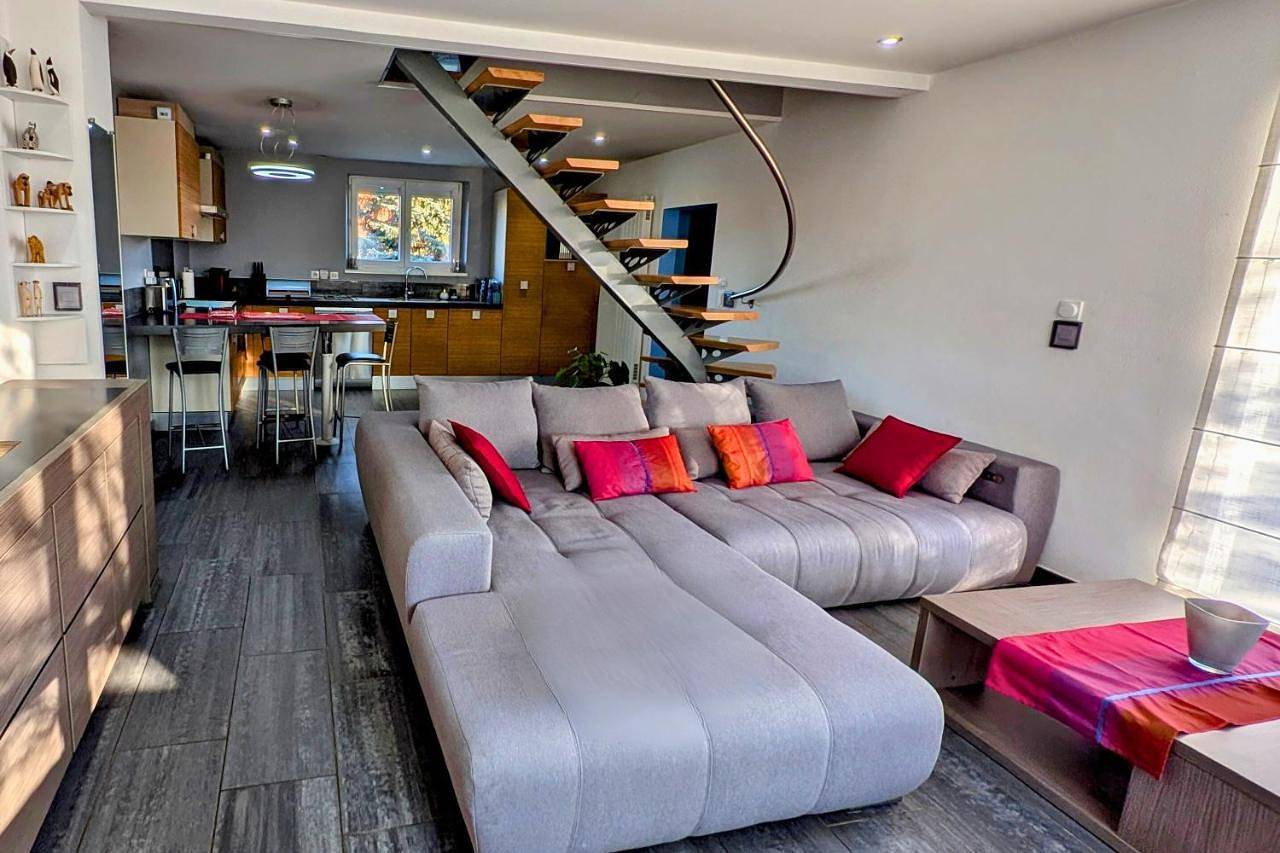 Maison 78m2, Garden, Private Parking in Bollwiller, Région de Guebwiller