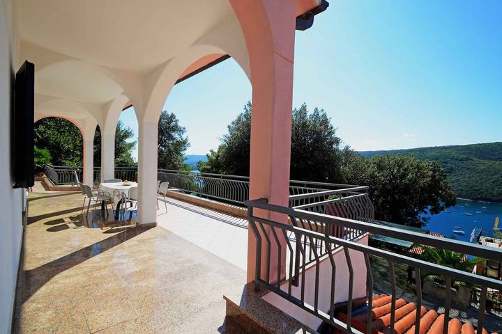 Entire holiday apartment, Holiday apartment with terrace and sea view in Rabac, Labin-Rabac
