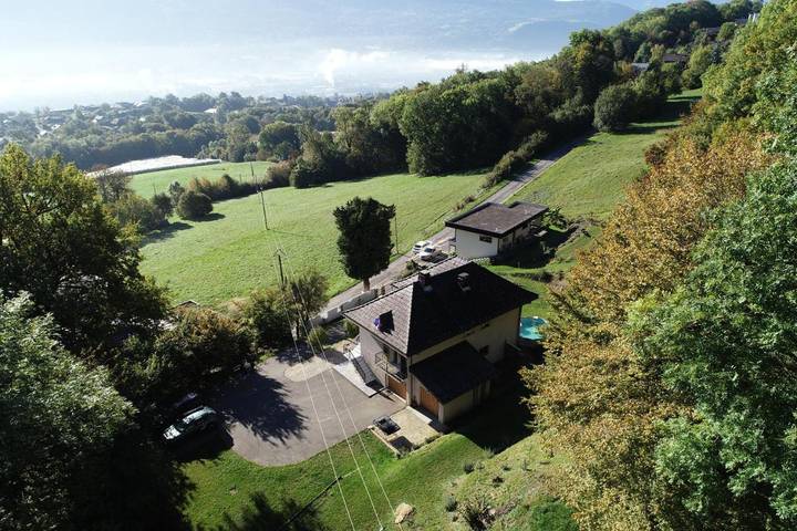 Gîte pour 5 personnes, avec jardin et vue à Verrens-Arvey