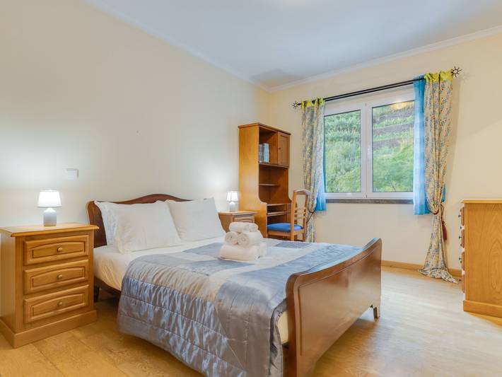 Apartamento inteiro, "Isabel" mit Balkon in Pináculo, Ribeira Brava