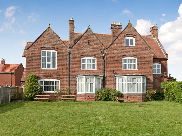 Cottage for 17 people, with Garden in Bacton
