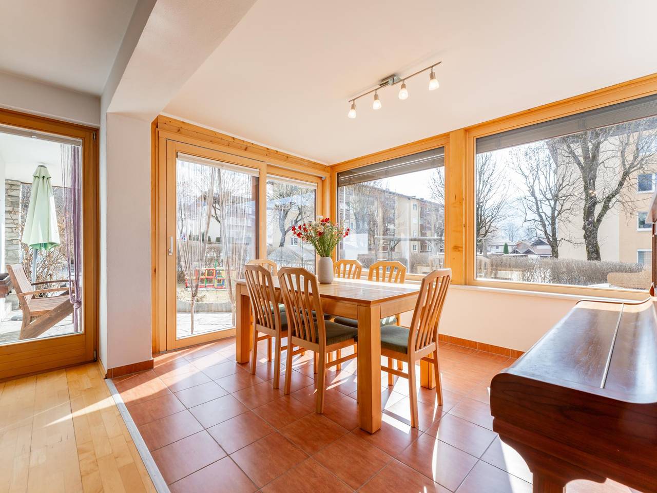 Ganze Wohnung, Geräumige Wohnung mit Wintergarten in Saalfelden, Saalfelden am Steinernen Meer