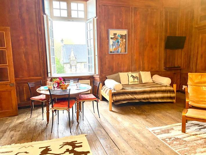 Gîte pour 3 personnes, avec vue ainsi que vue sur le lac et jardin à Taden - 4