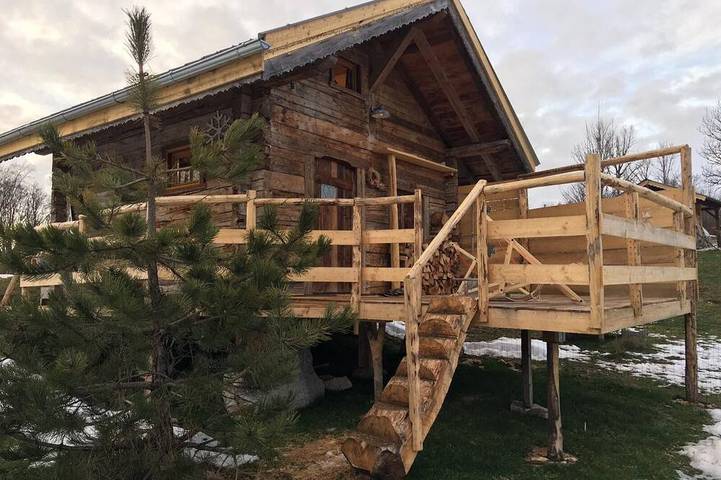 Gîte pour 3 personnes, avec Terrasse à Étival (Jura)