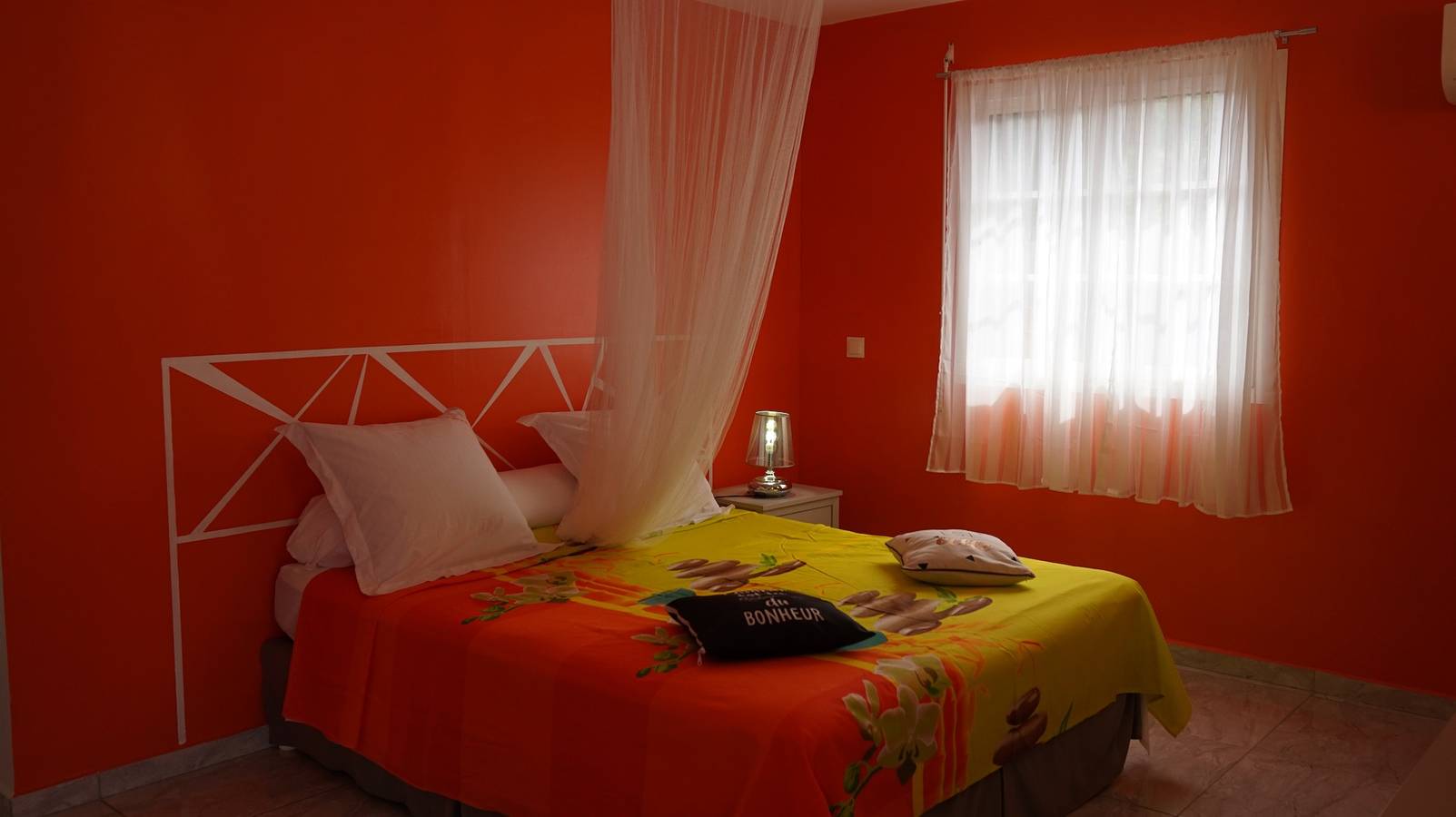 Entire apartment, Cosy Apartment in Deshaies with Shared Pool, 46 m² in Deshaies, Guadeloupe (Caribbean)