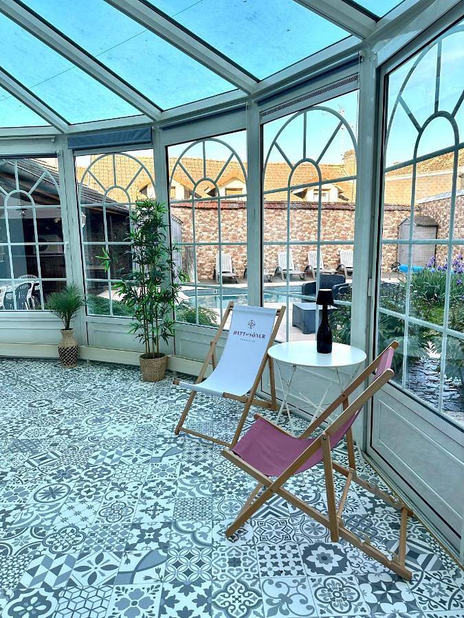 Champagne Therapy Demeure de charme avec piscine et Spa - 7 chambres in Saint-Martin-d'Ablois, Marne