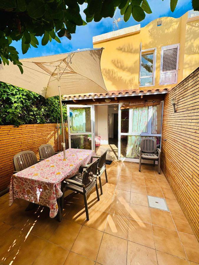 Bungalow para 4 personas, con piscina y terraza en Sonnenland